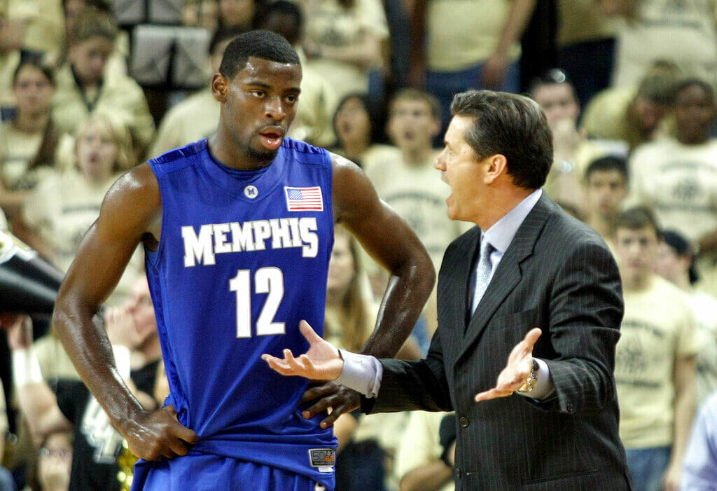 Tyreke Evans brilló en el baloncesto colegial con Memphis