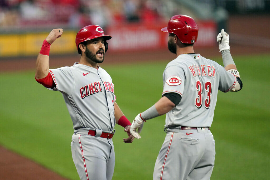 Eugenio Suarez and Jesse Winker to play for Mariners in 2022