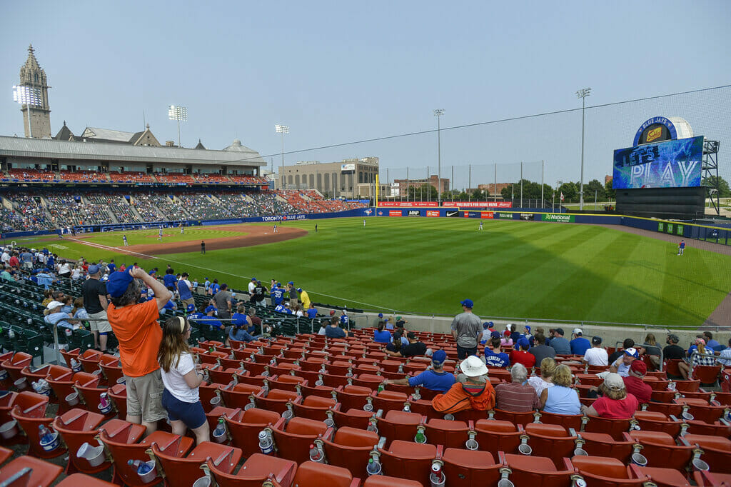 SAhlen Field Azulejos de Toronto 2021