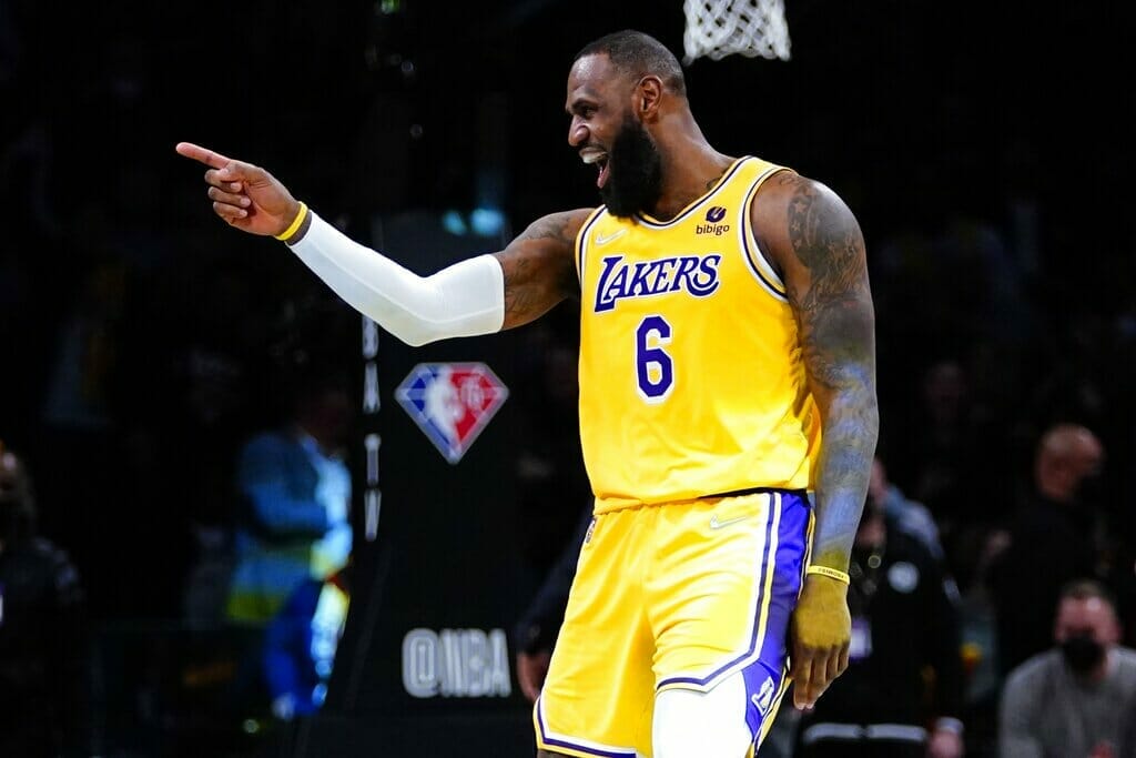 LeBron James es el segundo máximo anotador histórico de NBA