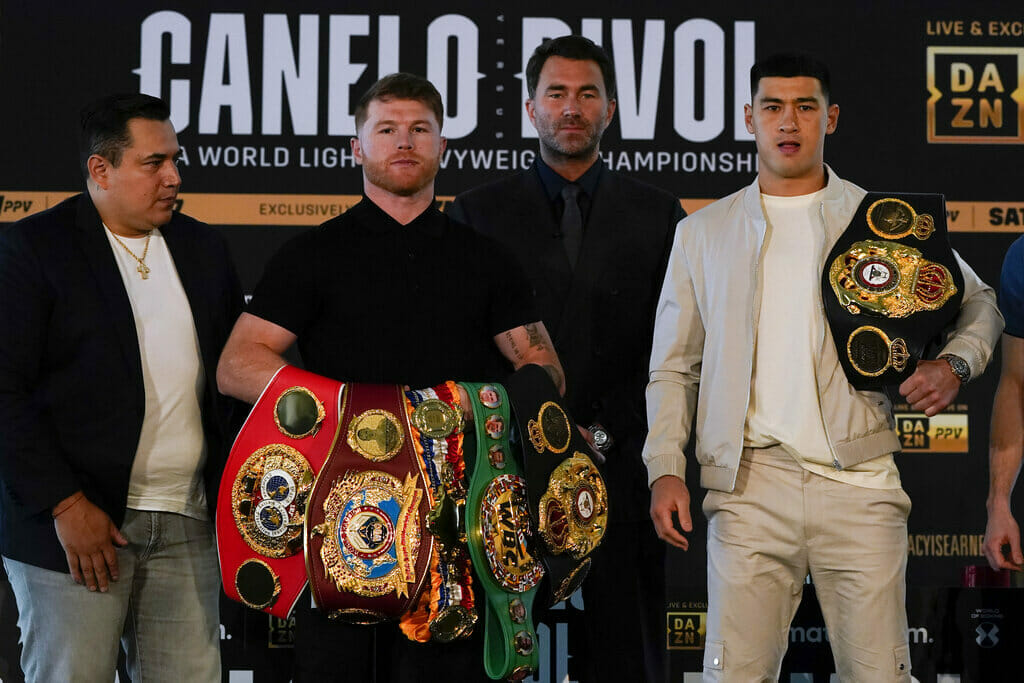 canelo alvarez dmitry bivol 