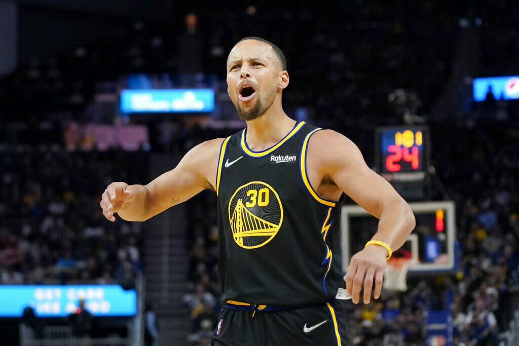 Stephen Curry es la máxima figura de Warriors