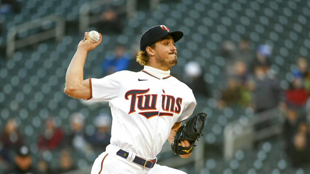 Joe Ryan lanzó en el Opening Day de 2022 por los Mellizos de Minnesota