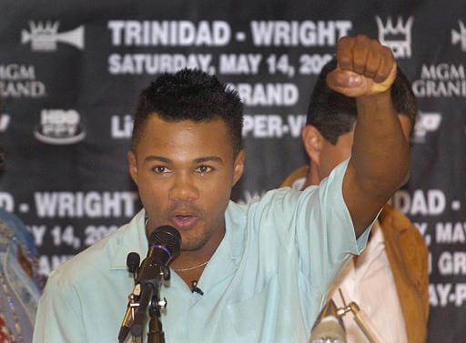 Tito Trinidad is one of the best Hispanic boxers of all time.