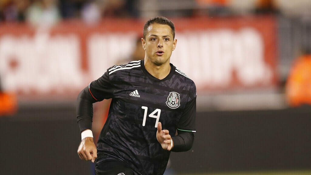 Mexican soccer players in video games - Javier Chicharito Hernández