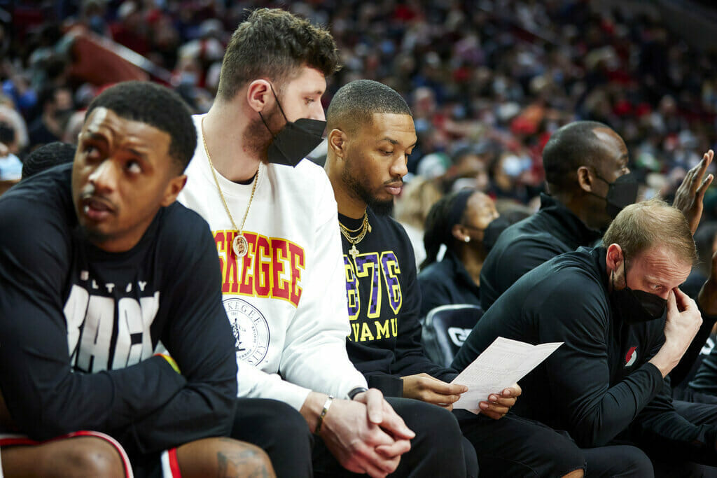 Damian Lillard, Jusuf Nurkic - Damian Lillard will miss the rest of the season