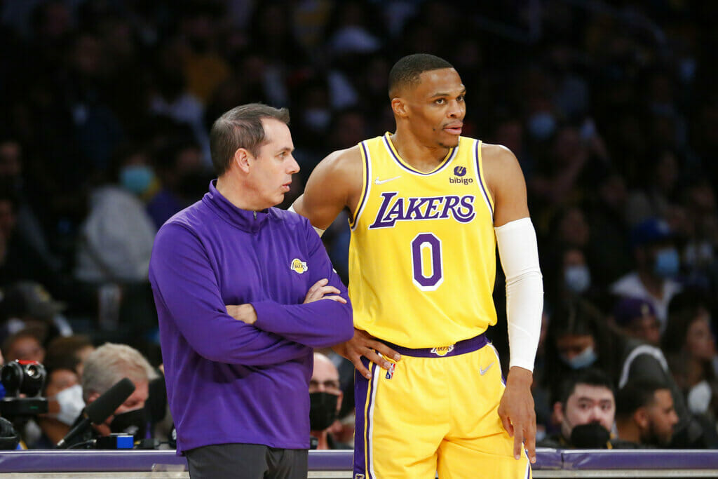 Frank Vogel, Russell Westbrook - Frank Vogel será despedido a final de temporada por los Lakers