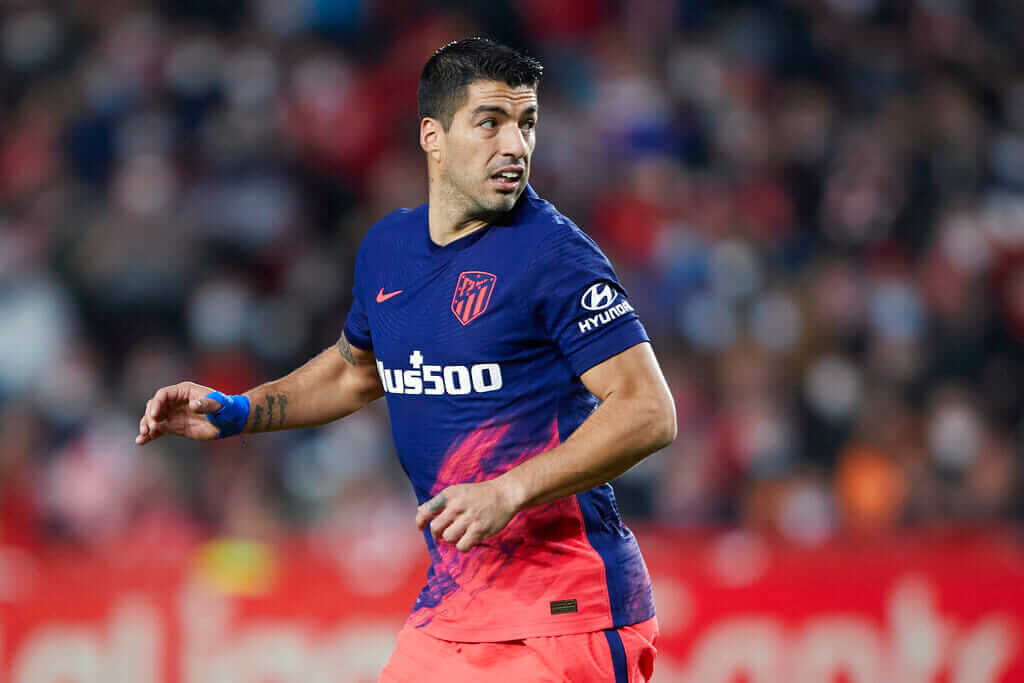 Futbolistas Latinos Mejor Pagados 2022 - Luis Suárez