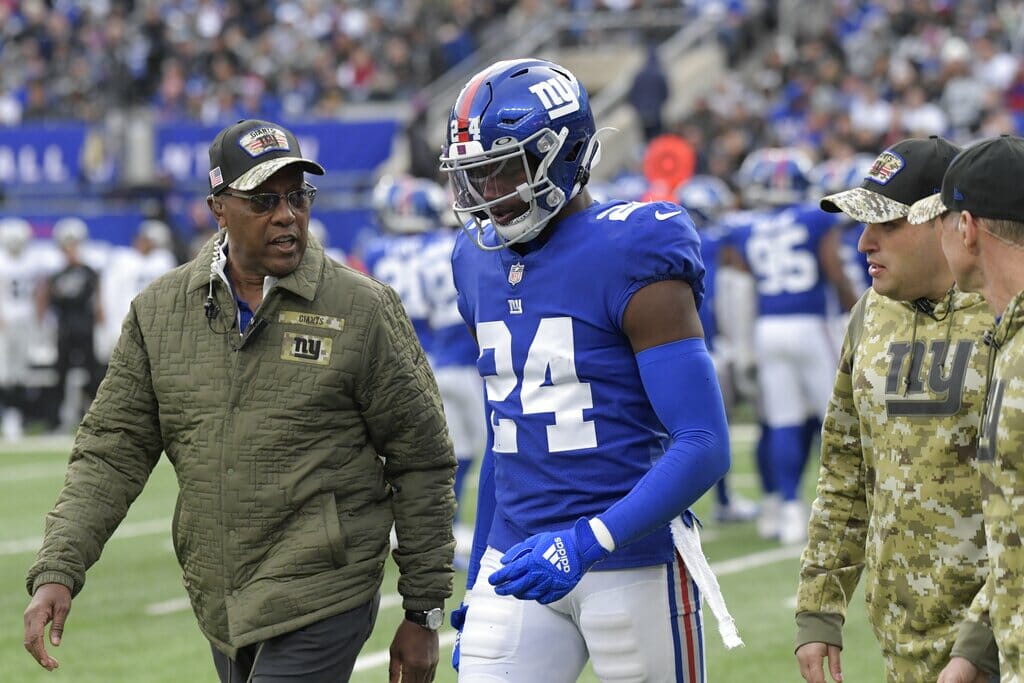 James Bradberry firma con los Philadelphia Eagles para la temporada 2022 de la NFL