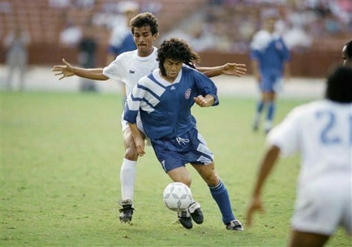 Latinos en el Salón de la Fama del fútbol estadounidense - Hugo Pérez