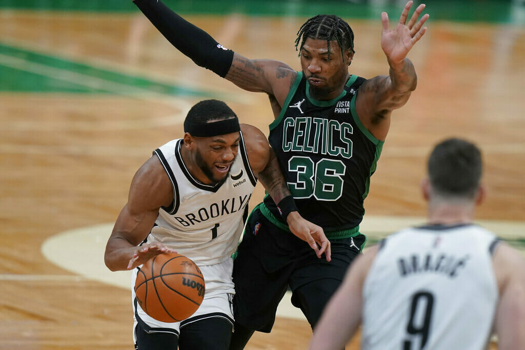 Marcus Smart, Bruce Brown - Marcus Smart gana premio al Mejor Defensor del Año en la NBA 2021-2022