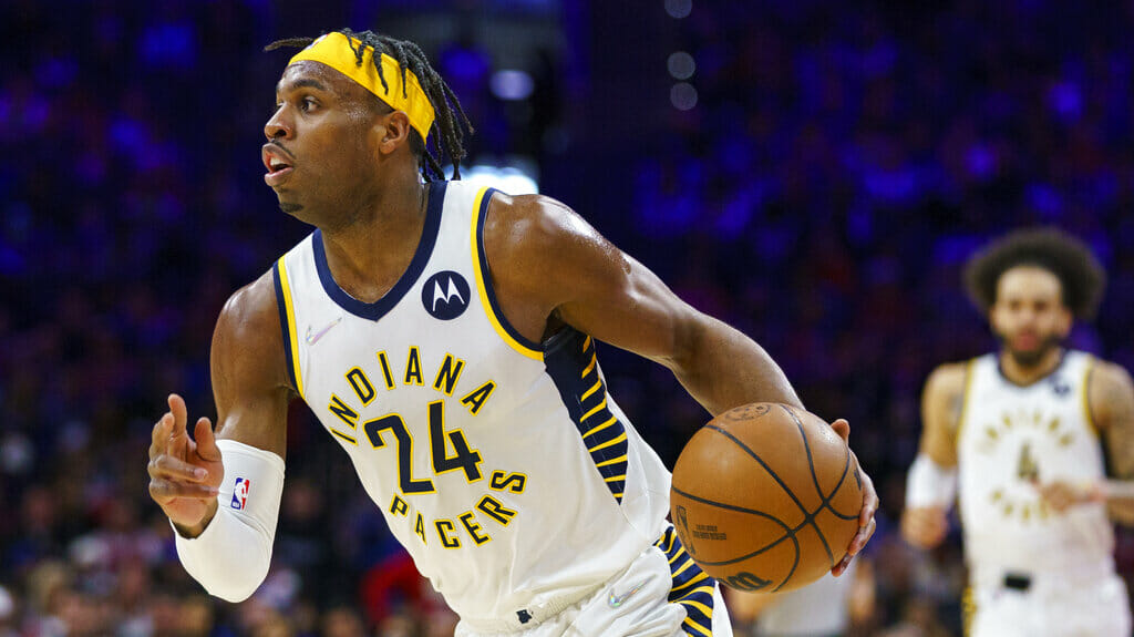 Buddy Hield es uno de los mejores tripleros de la NBA en la actualidad