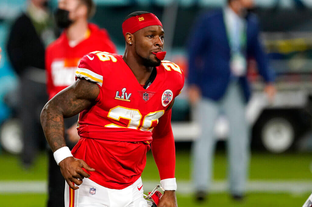 Le'Veon Bell vs Adrian Peterson - Pelea de titanes de la NFL