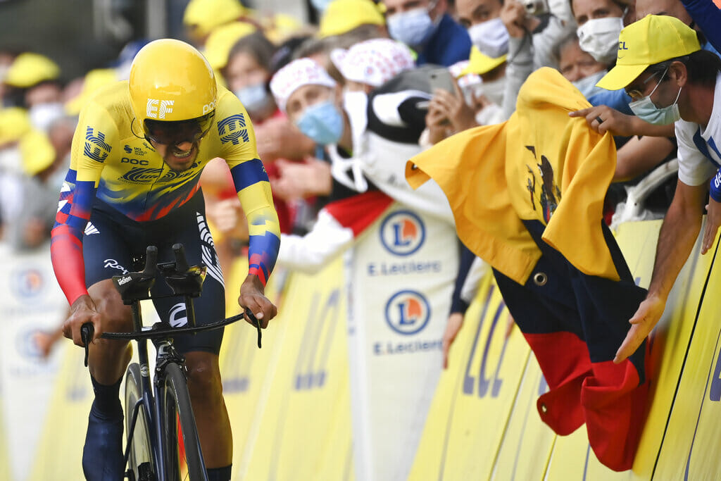 Ciclistas Latinos en el Tour de France 2022