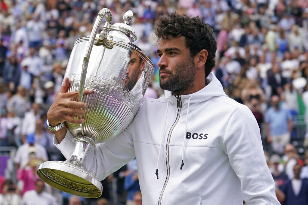 Wimbledon 2022 Favorites - 5 ATP Tennis Players tipped to win