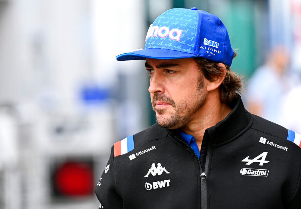 Fernando Alonso estará en Aston Martin