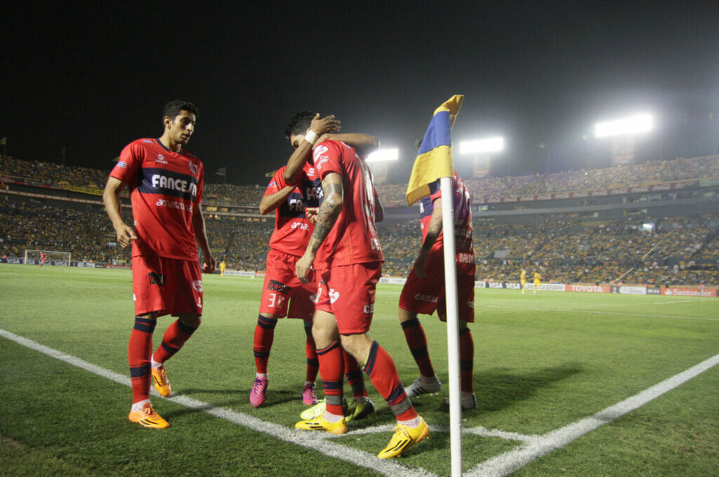 Universitario vs Bolívar: Predicciones, pronóstico y cuotas para la jornada 14 del Torneo Clausura 2022 