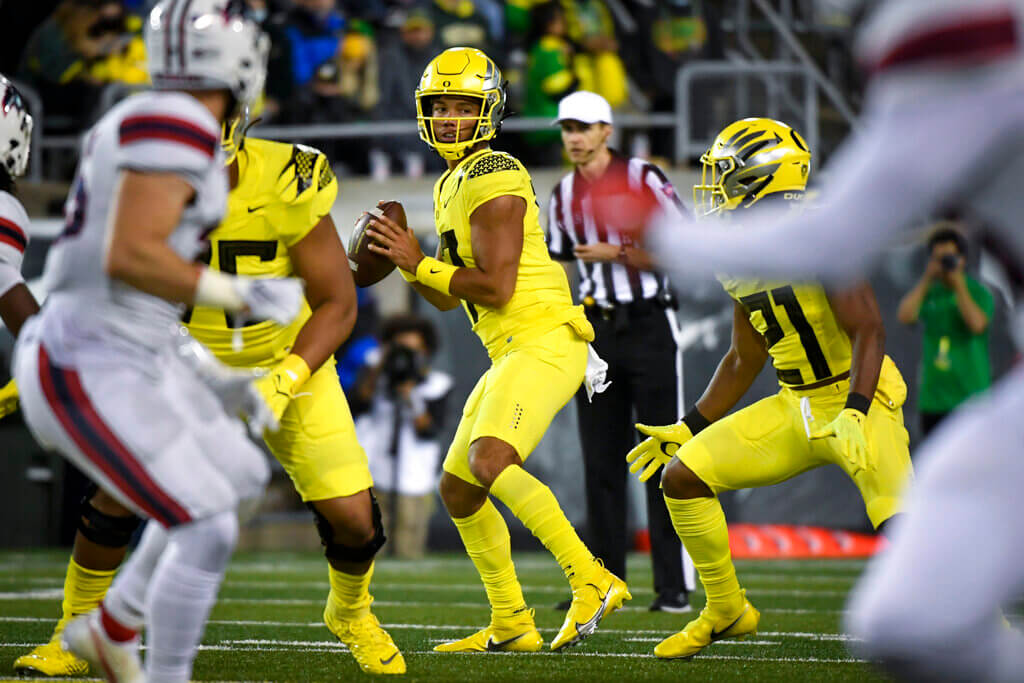 Oregon Ducks vs Georgia Bulldogs Pronostico Predicciones Cuotas Apuestas Fútbol Americano Colegial NCAA 3 Septiembre 2022