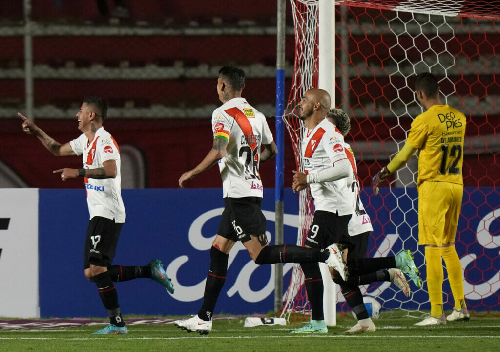 Always Ready vs Guabirá: Predicciones, pronóstico y cuotas para la jornada 16 del Torneo Clausura 2022 
