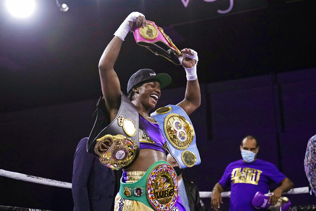 Claressa Shields vs Savannah Marshall Predicciones Pronósticos Picks Cuotas 10 de septiembre de 2022