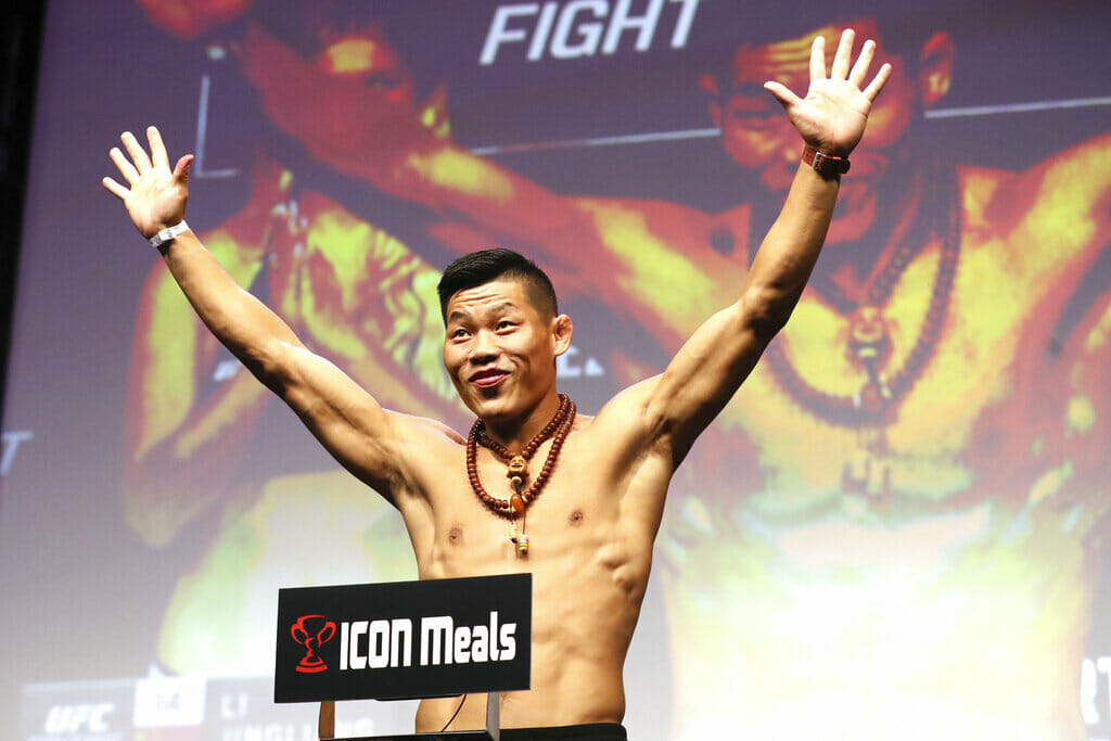 Li Jingliang vs Tony Ferguson Predictions Betting Odds UFC 279
