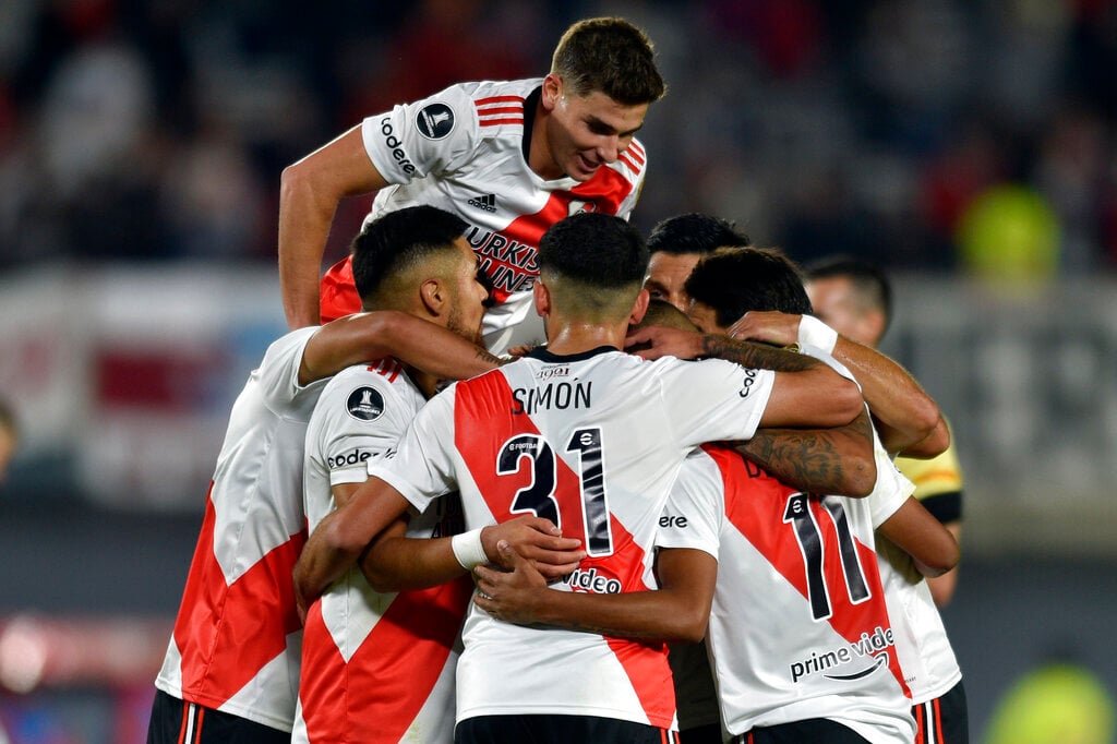 River Plate vs Talleres Pronósticos Predicciones Cuotas Previa Apuestas 24 de septiembre de 2022