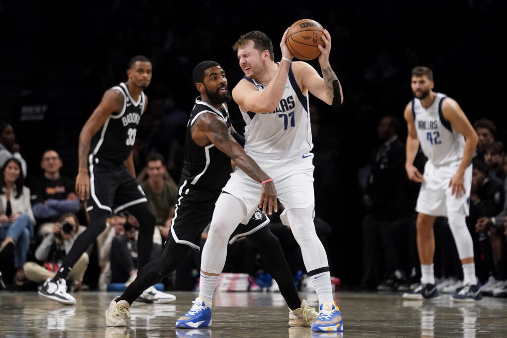 Predicciones, pronóstico, cuotas y previa de apuestas para el partido de la NBA Oklahoma City Thunder vs Dallas Mavericks el 29 de octubre de 2022