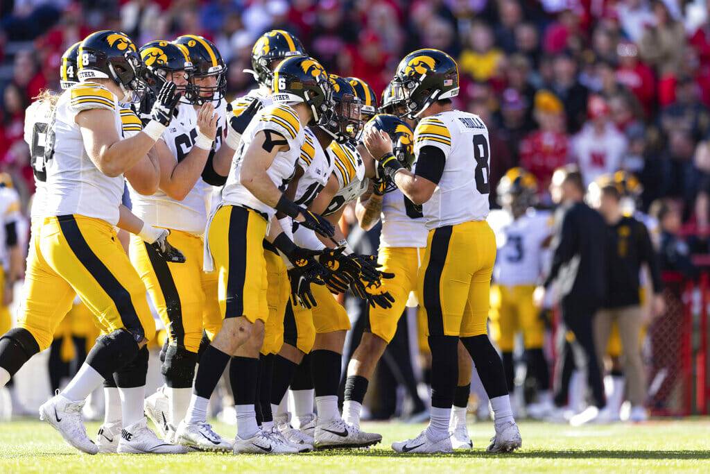 Iowa vs Ohio State Predictions Picks Betting Odds