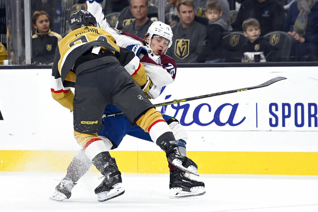 Avalanche vs Golden Knights pronóstico predicción cuotas apuestas NHL 22 de Octubre 2022