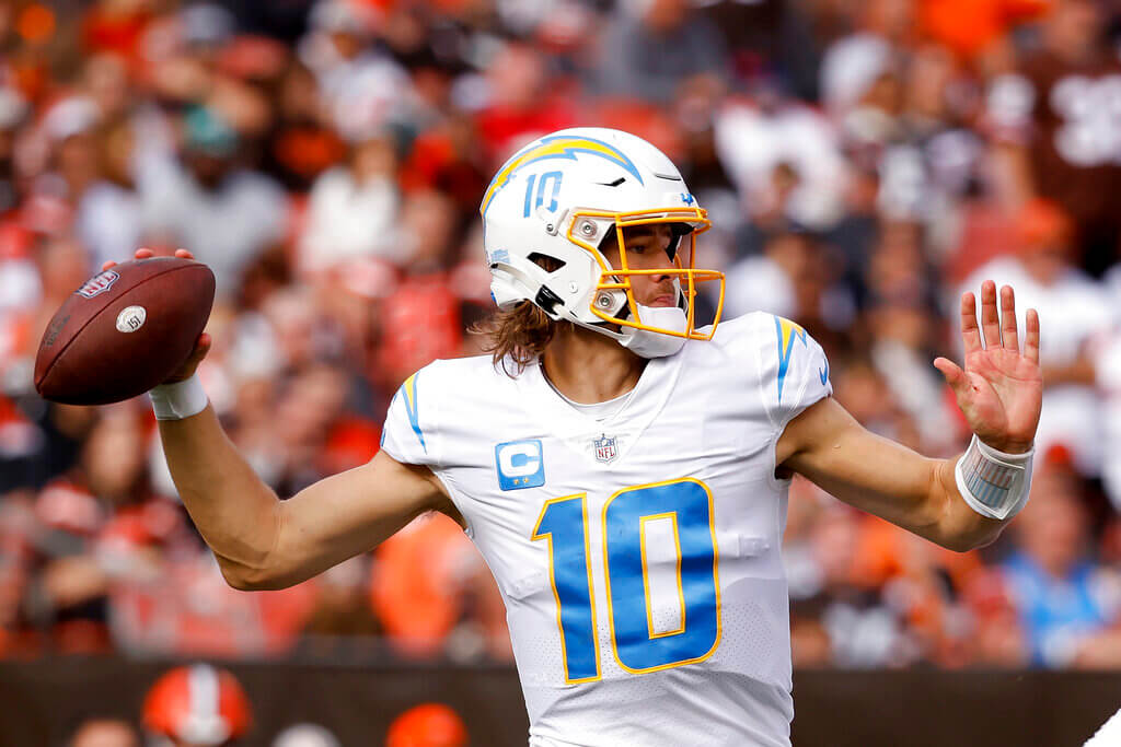 Broncos vs Chargers Predictions Picks Betting Odds Week 6 NFL 2022