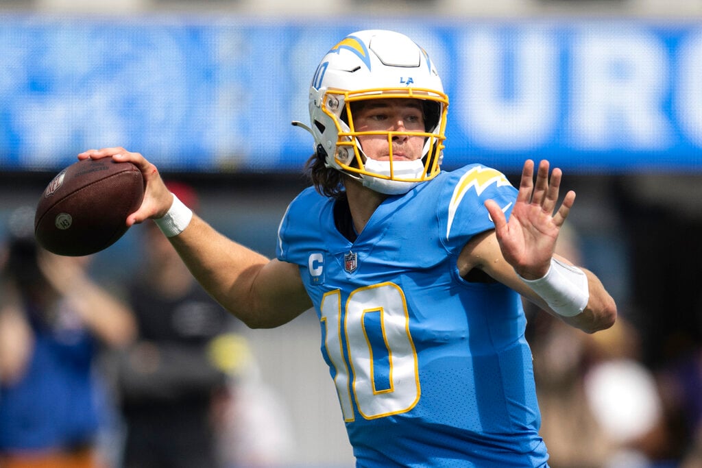 Los Angeles Chargers vs Cleveland Browns