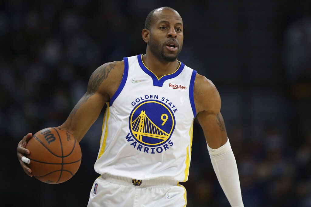 Lakers vs Warriors Pronósticos, Predicciones, Cuotas y Previa Apuestas Pretemporada NBA 2022