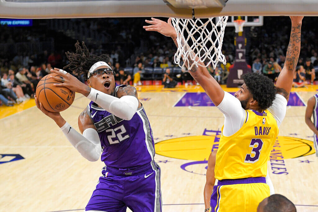 Los Angeles Lakers vs Sacramento Kings