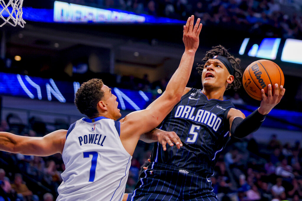 Magic vs Mavericks pronóstico predicción cuotas apuestas NBA 30 de Octubre 2022