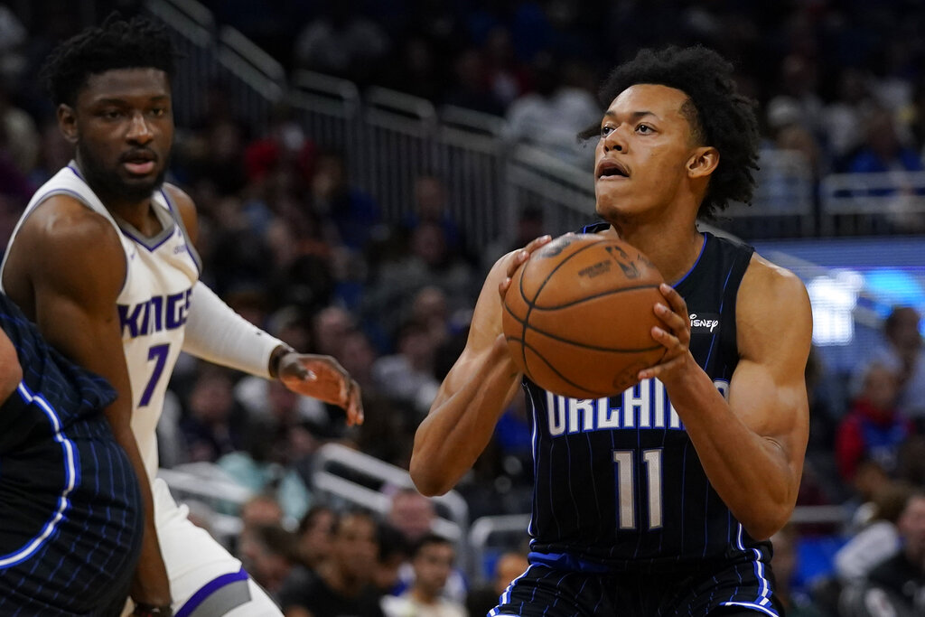 Kings vs Magic pronóstico predicción cuotas apuestas NBA 5 de noviembre de 2022