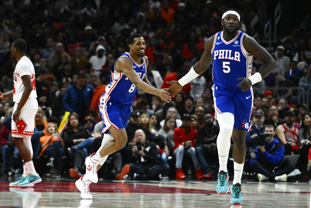 Suns vs 76ers pronóstico predicción cuotas apuestas NBA 7 de Noviembre de 2022