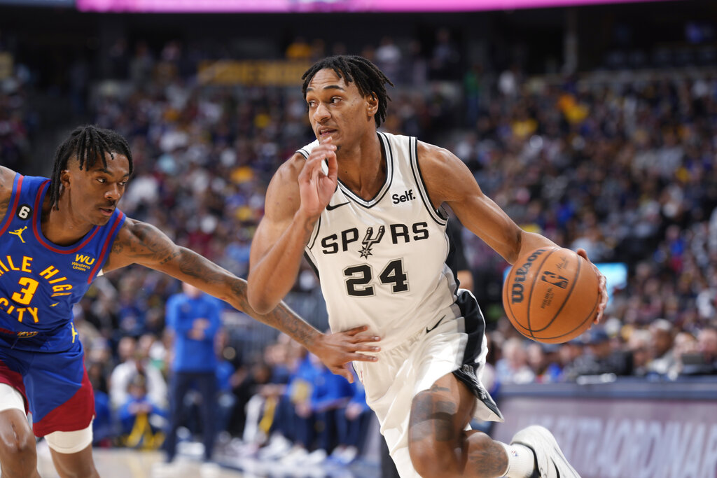 Nuggets vs Spurs pronóstico predicción cuotas apuestas NBA 7 de Noviembre de 2022