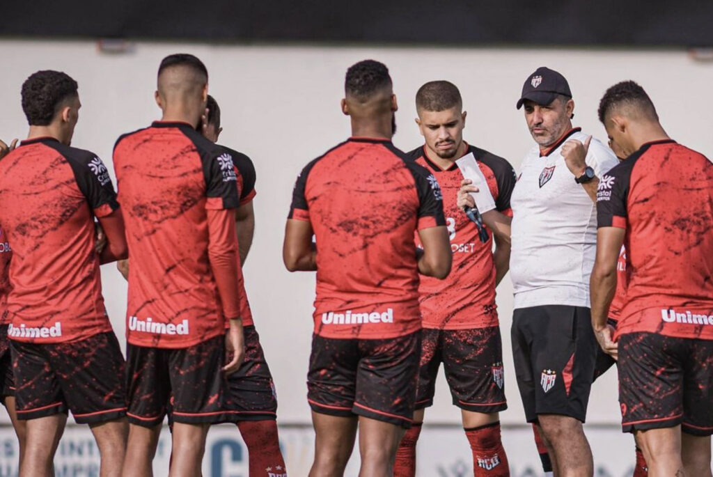 Pronóstico, predicciones, cuotas y previa de apuestas para el partido entre Atlético Goianiense vs Paranaense en la jornada 37 en Brasileirão el 09 de noviembre de 2022