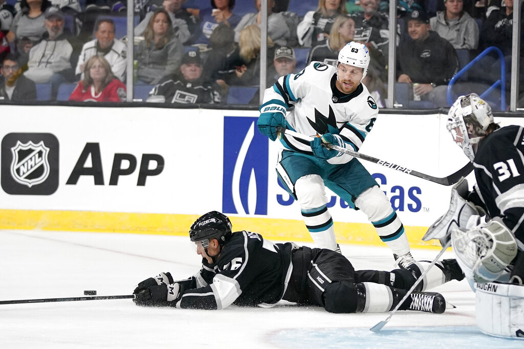 Kings vs Sharks pronostico predicciones cuotas apuestas previa NHL de 25 de noviembre de 2022