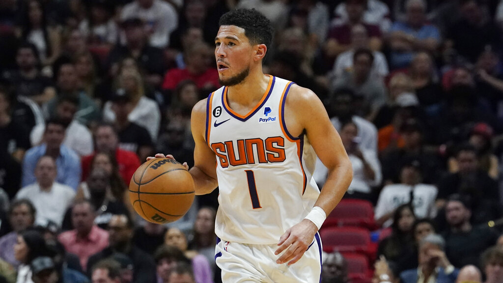 Suns vs Jazz pronostico predicciones cuotas apuestas previa NBA de 18 de noviembre de 2022