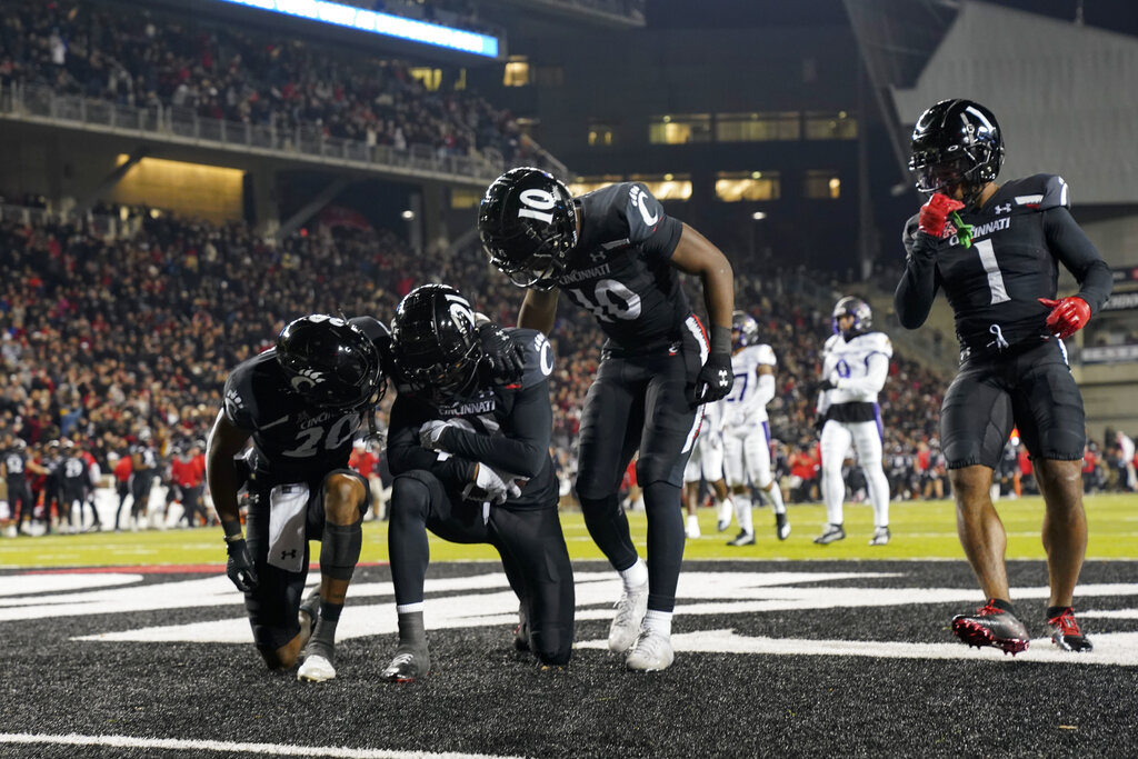 Tulane vs Cincinnati Predictions Picks Betting Odds