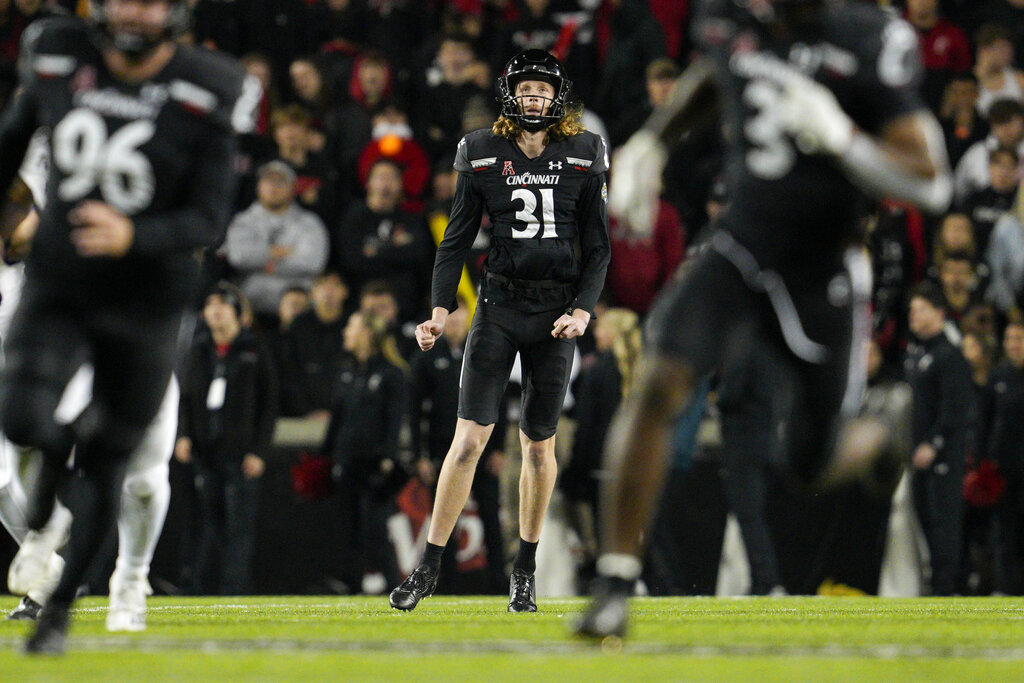 Tulane vs Cincinnati Predictions Picks Betting Odds