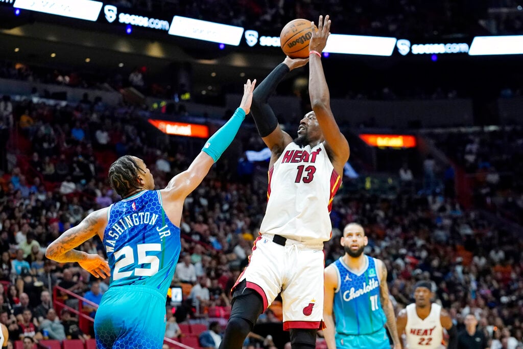 Hornets vs Heat Predictions Picks Betting Odds