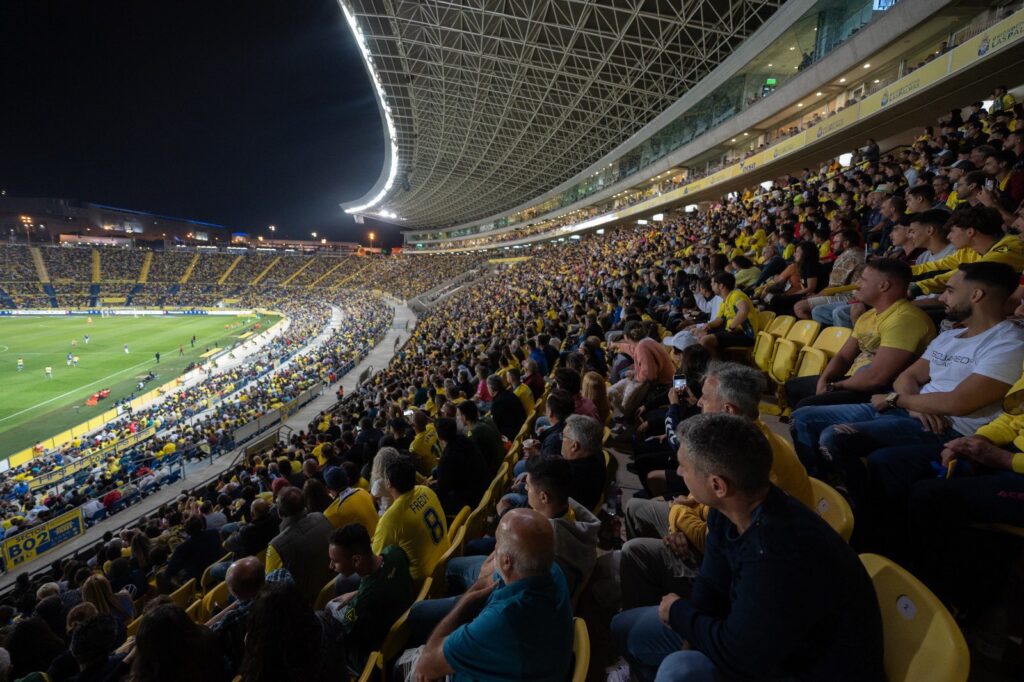 Las Palmas vs Tenerife Pronósticos Predicciones Cuotas Previa Apuestas 26 de noviembre de 2022