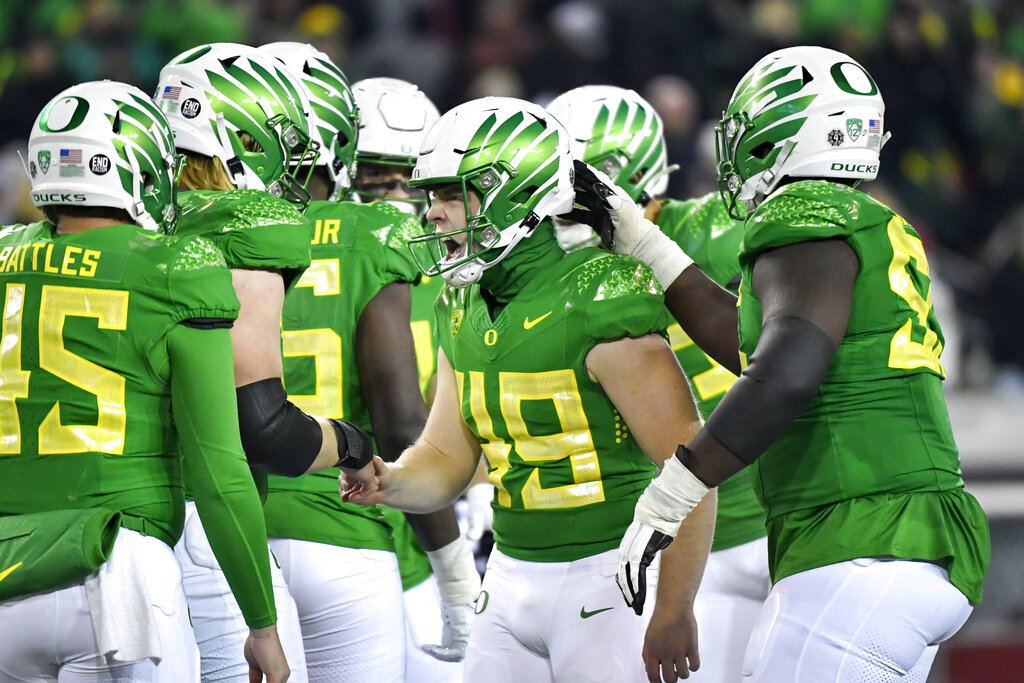 Oregon vs Oregon State Predictions Picks Betting Odds