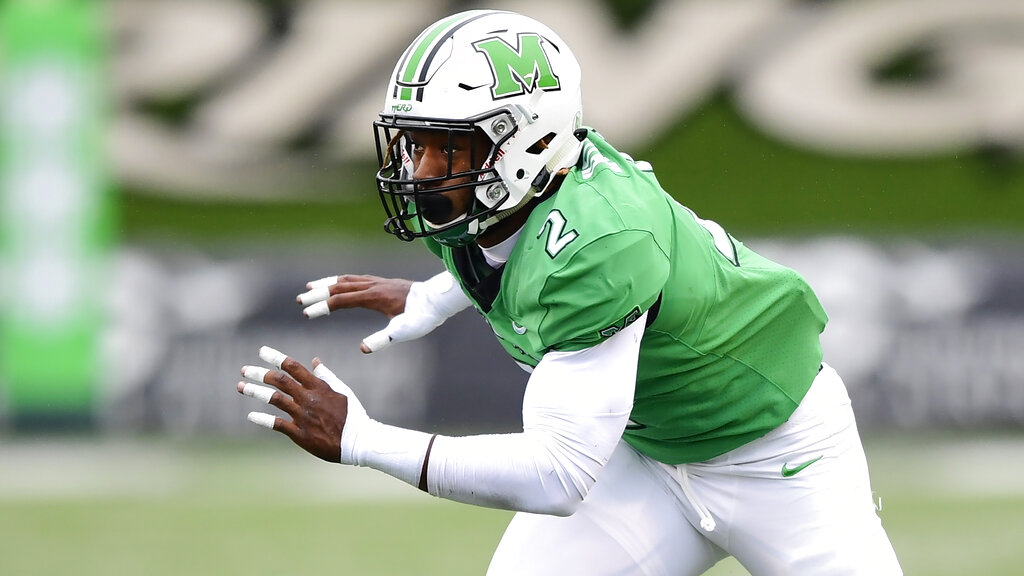 Marshall vs Uconn Predicciones, pronóstico, cuotas y previa de apuestas del Myrtle Beach Bowl