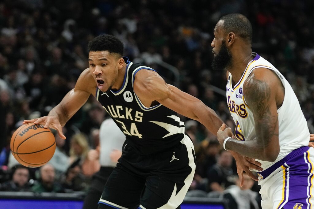 Bucks vs Magic predicciones pronóstico cuotas previa apuestas NBA 5 de diciembre 2022 