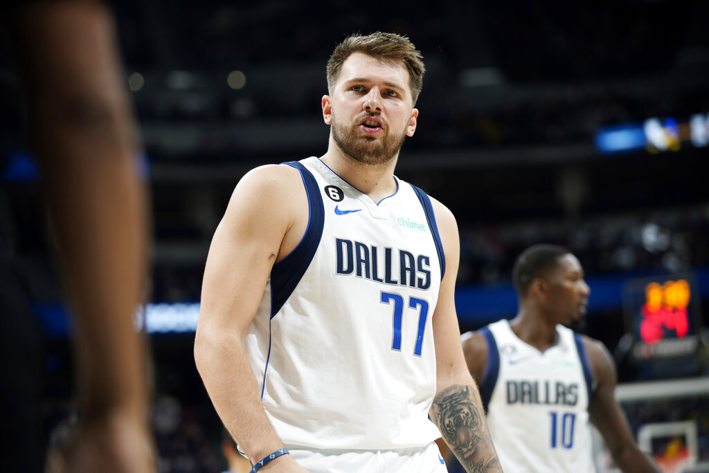 Bucks vs Mavericks Predictions Picks Betting Odds 