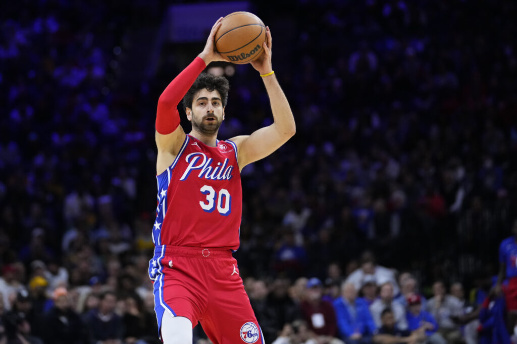 Kings vs 76ers predicciones pronóstico cuotas previa de apuestas para el partido de la NBA el 13 de diciembre de 2022