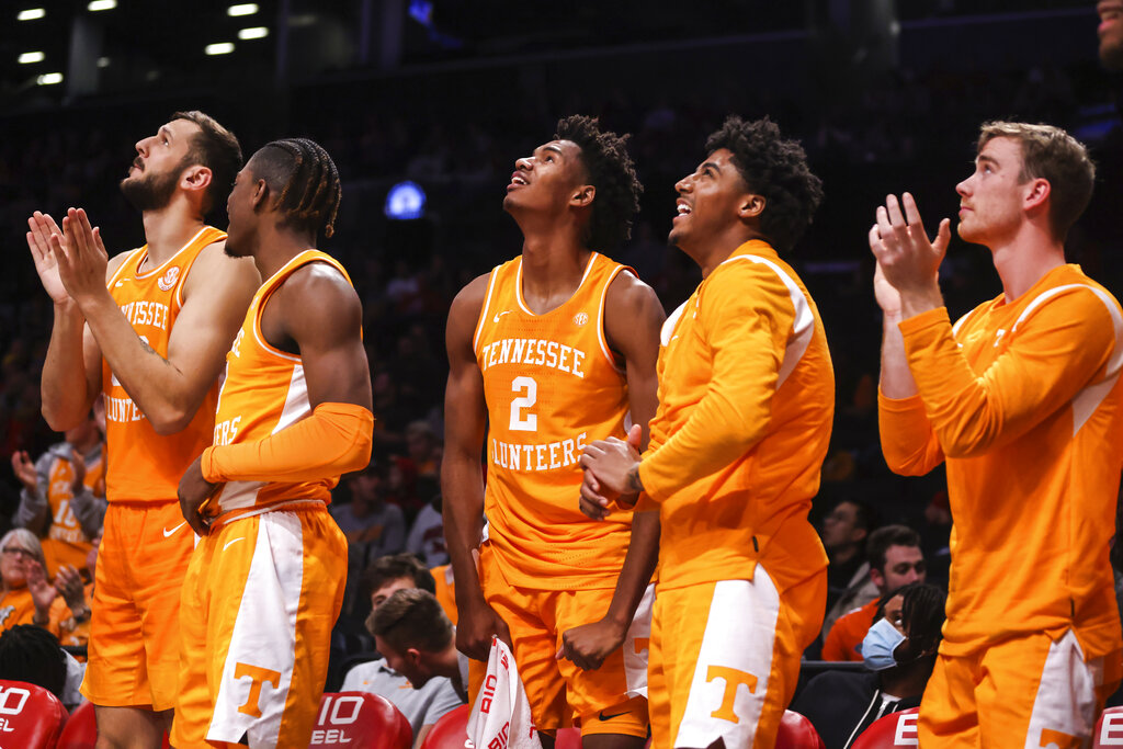 Austin Peay vs Tennessee Predictions Picks Betting Odds